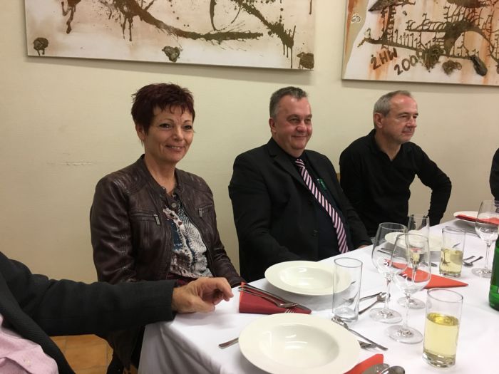 Regina Gabler, Sven Röhl von JBL und Dr. Anton Lamboj, Chefredakteur ATA Regina Gabler, Sven Röhl von JBL und Dr. Anton Lamboj, Chefredakteur ATA