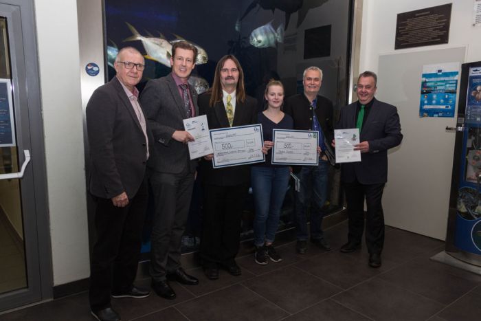 Die Gewinner der Vivaristkpreise 2020 (v.l.n.r.: G. Gabler, A. Schramm, G. Schaffer, M. Schwayer, Dir. R. Reisenberger, S. Roehl) Die Gewinner der Vivaristkpreise 2020 (v.l.n.r.: G. Gabler, A. Schramm, G. Schaffer, M. Schwayer, Dir. R. Reisenberger, S. Roehl)